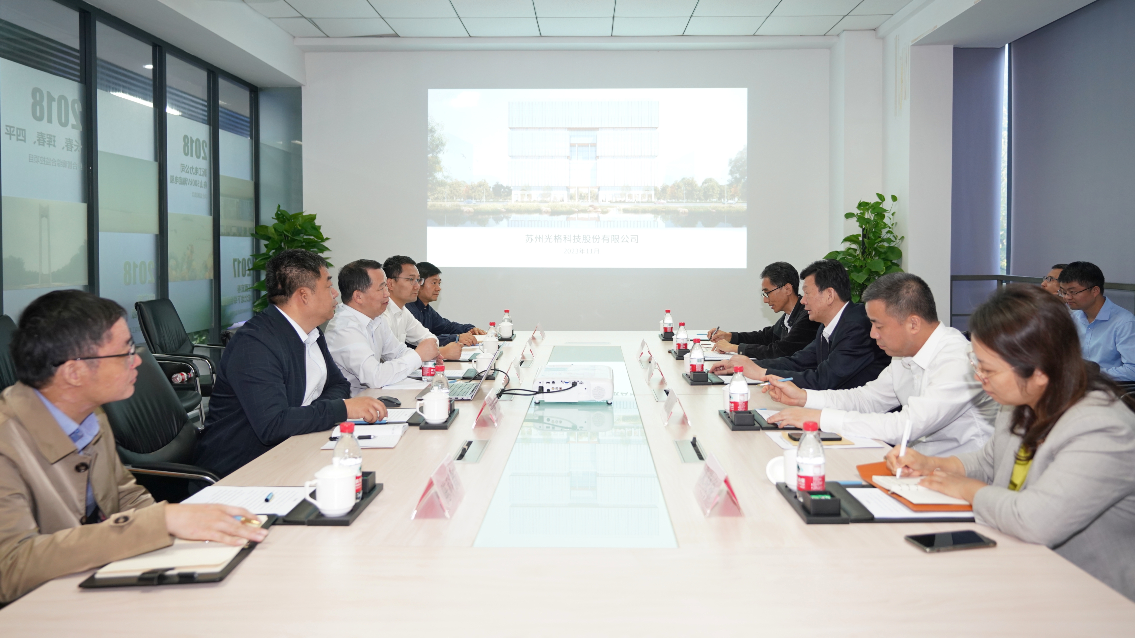 蘇州市委常委、園區(qū)黨工委書記沈覓一行走訪調(diào)研光格科技